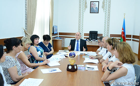 Problems of the formation of terminology information are investigated