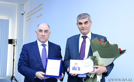 Заместитель директора по технологиям института Рашид Алекперов награжден Почетной грамотой