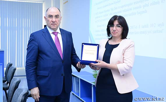 Tədris-İnnovasiya Mərkəzinin rəhbəri Rəsmiyyə Mahmudova institutun Fəxri Fərmanı ilə təltif olunub, Elm və Təhsil Nazirliyi, Elm ve Tehsil Nazirliyi, Azərbaycan Respublikası Elm və Təhsil Nazirliyi, Azerbaycan Respublikasi Elm ve Tehsil Nazirliyi, Elm və Ali Təhsil üzrə Dövlət Agentliyi, Elm və Ali Təhsil, AMEA, Azərbaycan Milli Elmlər Akademiyası, Elmler Akademiyasi, İnformasiya Texnologiyaları İnstitutu, İnformasiya Texnologiyaları, AMEA ITI, AMEA İTİ, İTİ, ITI, ikt.az, ict.az, ict, ikt, www.ict.az, www.ikt.az, Rasim Aliguliyev, Rasim Əliquliyev, RM Əliquliyev, Əliquliyev Rasim, Academician Rasim Aliguliyev