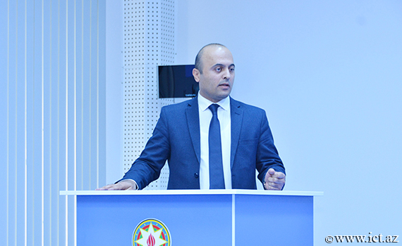 The head of department made a report on the latest innovations in the field of ICT