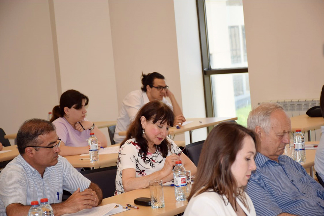 İnstitutun şöbə müdiri MDU-nun Bakı filialının Tətbiqi riyaziyyat fakültəsində İmtahan Komissiyasının üzvü olub, Elm və Təhsil Nazirliyi, Elm ve Tehsil Nazirliyi, Azərbaycan Respublikası Elm və Təhsil Nazirliyi, Azerbaycan Respublikasi Elm ve Tehsil Nazirliyi, Elm və Ali Təhsil üzrə Dövlət Agentliyi, Elm və Ali Təhsil, AMEA, Azərbaycan Milli Elmlər Akademiyası, Elmler Akademiyasi, İnformasiya Texnologiyaları İnstitutu, İnformasiya Texnologiyaları, AMEA ITI, AMEA İTİ, İTİ, ITI, ikt.az, ict.az, ict, ikt, www.ict.az, www.ikt.az, Rasim Aliguliyev, Rasim Əliquliyev, RM Əliquliyev, Əliquliyev Rasim, Academician Rasim Aliguliyev