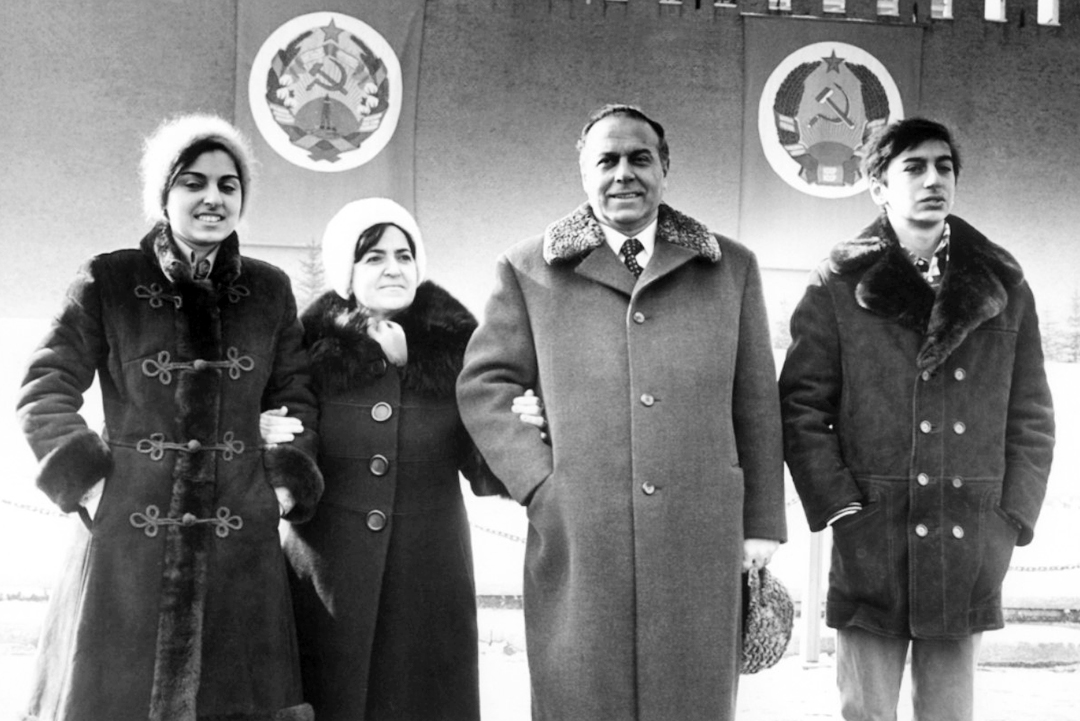 İnkişaf və Zəfərə aparan yol - Heydər Əliyev siyasi kursunun uğur salnaməsi, Elm və Təhsil Nazirliyi, Elm ve Tehsil Nazirliyi, Azərbaycan Respublikası Elm və Təhsil Nazirliyi, Azerbaycan Respublikasi Elm ve Tehsil Nazirliyi, Elm və Ali Təhsil üzrə Dövlət Agentliyi, Elm və Ali Təhsil, AMEA, Azərbaycan Milli Elmlər Akademiyası, Elmler Akademiyasi, İnformasiya Texnologiyaları İnstitutu, İnformasiya Texnologiyaları, AMEA ITI, AMEA İTİ, İTİ, ITI, ikt.az, ict.az, ict, ikt, www.ict.az, www.ikt.az, Rasim Aliguliyev, Rasim Əliquliyev, RM Əliquliyev, Əliquliyev Rasim, Academician Rasim Aliguliyev