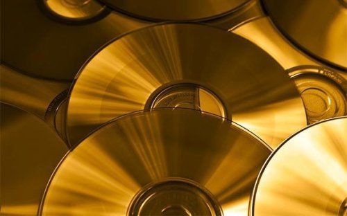 Optik disklərin həcminin milyon dəfə artırılması üsulu tapılıb