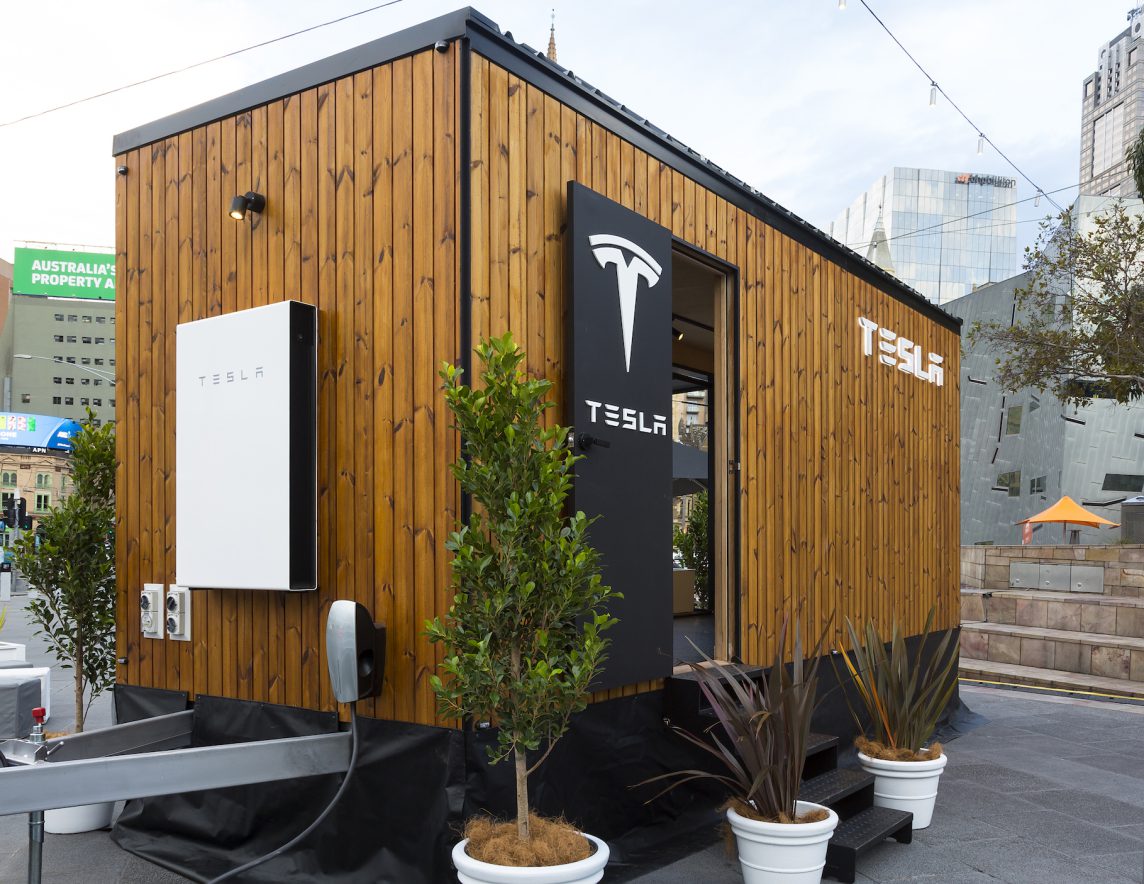 Tesla presented mobile home of the future