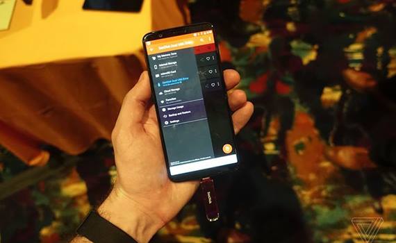Ən kiçik fləş kart təqdim edilib, Elm və Təhsil Nazirliyi, Elm ve Tehsil Nazirliyi, Azərbaycan Respublikası Elm və Təhsil Nazirliyi, Azerbaycan Respublikasi Elm ve Tehsil Nazirliyi, Elm və Ali Təhsil üzrə Dövlət Agentliyi, Elm və Ali Təhsil, AMEA, Azərbaycan Milli Elmlər Akademiyası, Elmler Akademiyasi, İnformasiya Texnologiyaları İnstitutu, İnformasiya Texnologiyaları, AMEA ITI, AMEA İTİ, İTİ, ITI, ikt.az, ict.az, ict, ikt, www.ict.az, www.ikt.az, Rasim Aliguliyev, Rasim Əliquliyev, RM Əliquliyev, Əliquliyev Rasim, Academician Rasim Aliguliyev