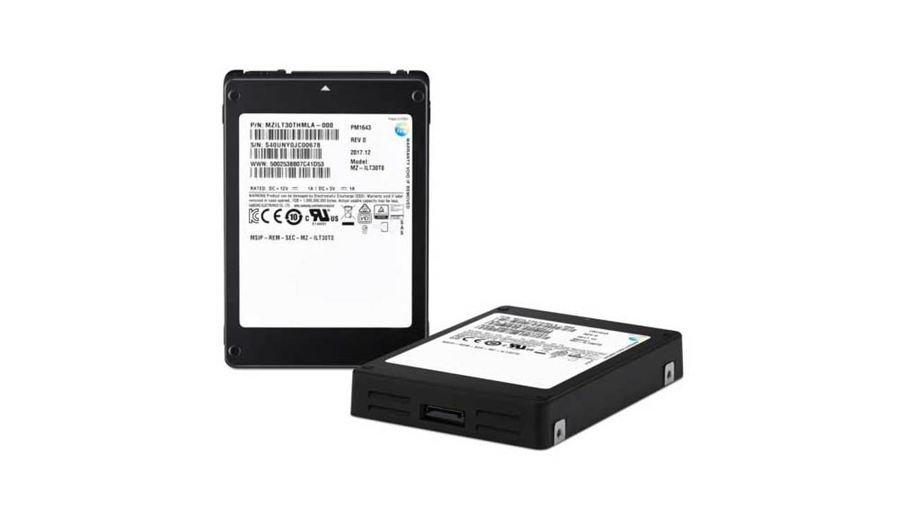 Samsung showed the most capacious SSD-drive for 30 terabytes