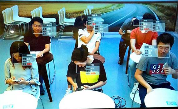 Технология распознавания лиц проверяет китайских школьников каждые 30 секунд