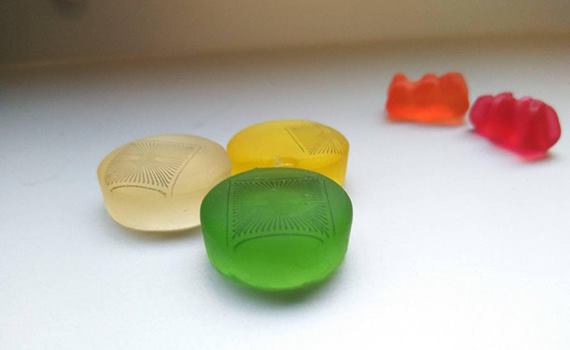 Уникальный сенсор в виде конфеты покажет, что происходит внутри тела