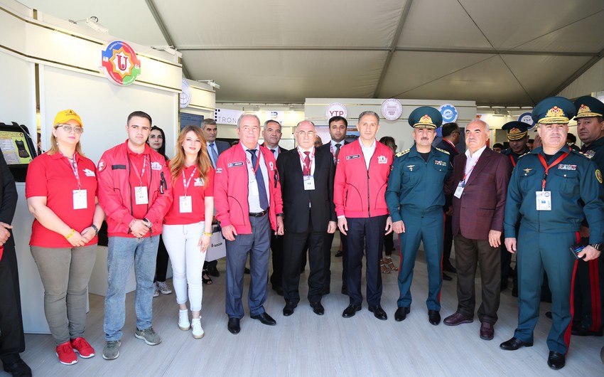 Dövlət rəsmiləri “TEKNOFEST Azərbaycan” festivalında AMEA-nın pavilyonunu ziyarət ediblər