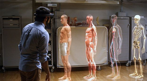 Surgeons conducted a complex operation using augmented reality