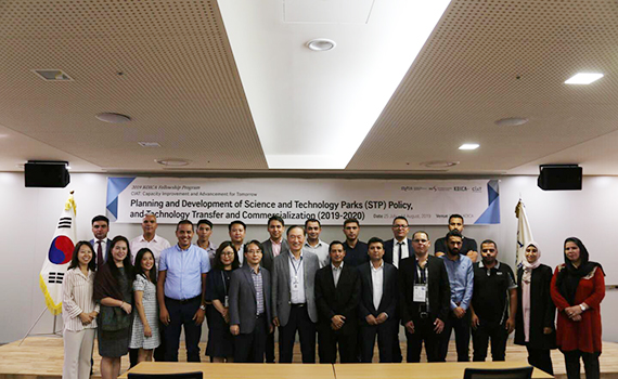 İnstitutun əməkdaşı Cənubi Koreya Respublikasında keçirilən təlimdə iştirak edir, Elm və Təhsil Nazirliyi, Elm ve Tehsil Nazirliyi, Azərbaycan Respublikası Elm və Təhsil Nazirliyi, Azerbaycan Respublikasi Elm ve Tehsil Nazirliyi, Elm və Ali Təhsil üzrə Dövlət Agentliyi, Elm və Ali Təhsil, AMEA, Azərbaycan Milli Elmlər Akademiyası, Elmler Akademiyasi, İnformasiya Texnologiyaları İnstitutu, İnformasiya Texnologiyaları, AMEA ITI, AMEA İTİ, İTİ, ITI, ikt.az, ict.az, ict, ikt, www.ict.az, www.ikt.az, Rasim Aliguliyev, Rasim Əliquliyev, RM Əliquliyev, Əliquliyev Rasim, Academician Rasim Aliguliyev