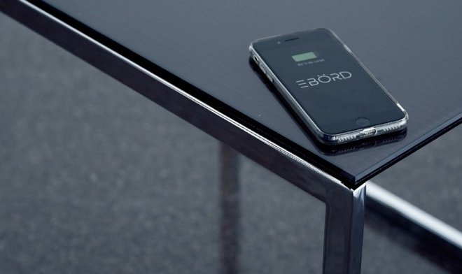 The Ebörd solar panel will charge several gadgets at once