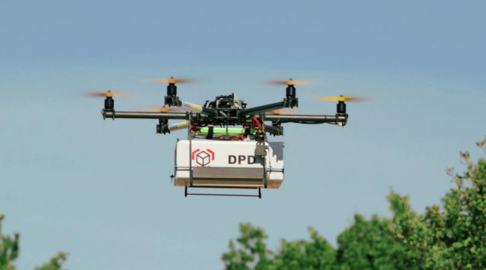 France launched a drone-the postman