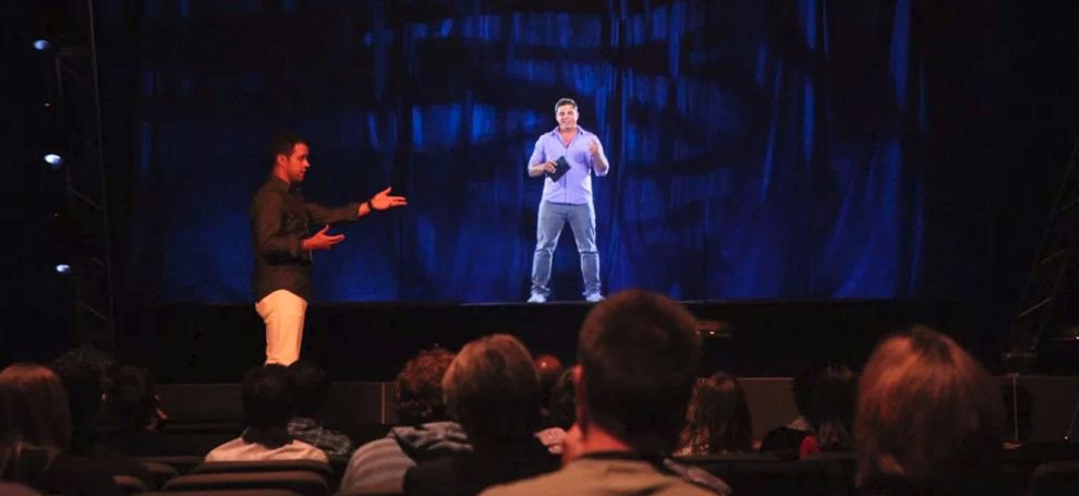 'Hologram' lecturers to teach students