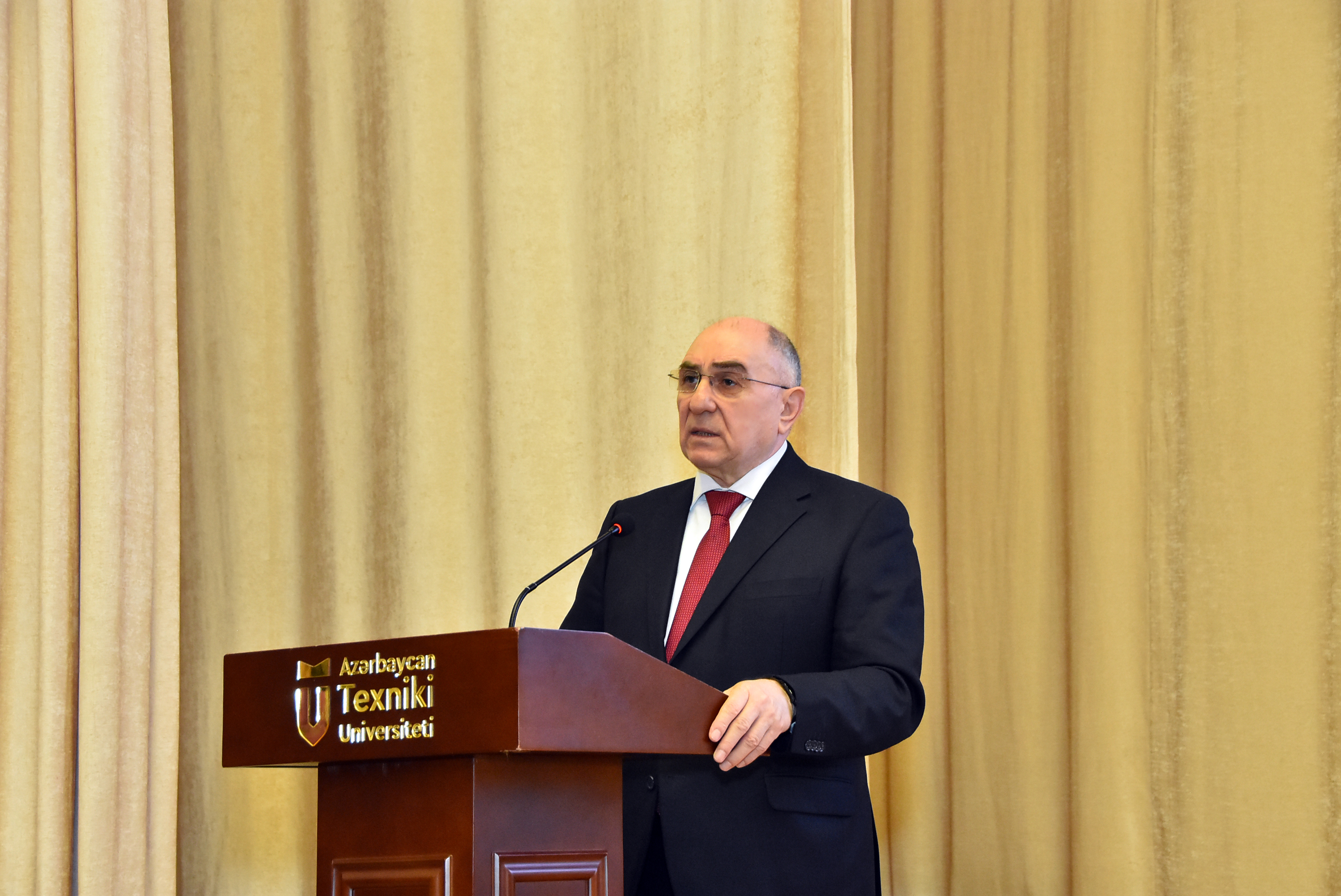 Akademik Rasim Əliquliyev: “Müasir dövrdə mühəndis kadrlarının hazırlanmasında riyazi biliklərin tədrisinə xüsusi diqqət vermək lazımdır”, Elm və Təhsil Nazirliyi, Elm ve Tehsil Nazirliyi, Azərbaycan Respublikası Elm və Təhsil Nazirliyi, Azerbaycan Respublikasi Elm ve Tehsil Nazirliyi, Elm və Ali Təhsil üzrə Dövlət Agentliyi, Elm və Ali Təhsil, AMEA, Azərbaycan Milli Elmlər Akademiyası, Elmler Akademiyasi, İnformasiya Texnologiyaları İnstitutu, İnformasiya Texnologiyaları, AMEA ITI, AMEA İTİ, İTİ, ITI, ikt.az, ict.az, ict, ikt, www.ict.az, www.ikt.az, Rasim Aliguliyev, Rasim Əliquliyev, RM Əliquliyev, Əliquliyev Rasim, Academician Rasim Aliguliyev