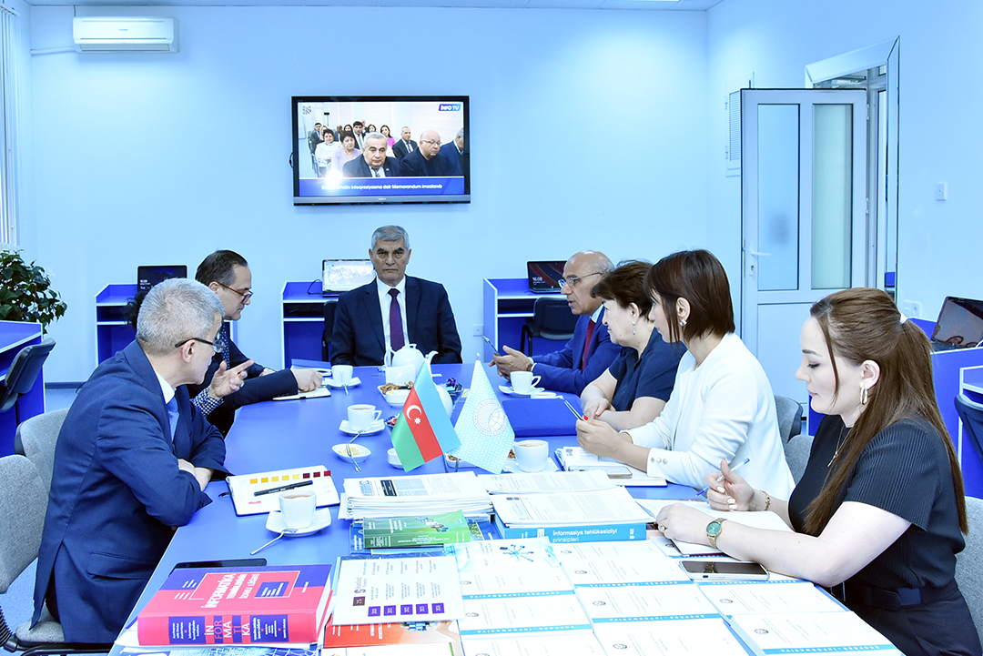 Elsevier akademik nəşriyyatının nümayəndəsi ilə görüş keçirilib, Elm və Təhsil Nazirliyi, Elm ve Tehsil Nazirliyi, Azərbaycan Respublikası Elm və Təhsil Nazirliyi, Azerbaycan Respublikasi Elm ve Tehsil Nazirliyi, Elm və Ali Təhsil üzrə Dövlət Agentliyi, Elm və Ali Təhsil, AMEA, Azərbaycan Milli Elmlər Akademiyası, Elmler Akademiyasi, İnformasiya Texnologiyaları İnstitutu, İnformasiya Texnologiyaları, AMEA ITI, AMEA İTİ, İTİ, ITI, ikt.az, ict.az, ict, ikt, www.ict.az, www.ikt.az, Rasim Aliguliyev, Rasim Əliquliyev, RM Əliquliyev, Əliquliyev Rasim, Academician Rasim Aliguliyev