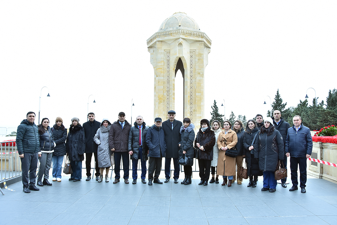 İnformasiya Texnologiyaları İnstitutunun kollektivi Şəhidlər Xiyabanını ziyarət edib, Elm və Təhsil Nazirliyi, Elm ve Tehsil Nazirliyi, Azərbaycan Respublikası Elm və Təhsil Nazirliyi, Azerbaycan Respublikasi Elm ve Tehsil Nazirliyi, Elm və Ali Təhsil üzrə Dövlət Agentliyi, Elm və Ali Təhsil, AMEA, Azərbaycan Milli Elmlər Akademiyası, Elmler Akademiyasi, İnformasiya Texnologiyaları İnstitutu, İnformasiya Texnologiyaları, AMEA ITI, AMEA İTİ, İTİ, ITI, ikt.az, ict.az, ict, ikt, www.ict.az, www.ikt.az, Rasim Aliguliyev, Rasim Əliquliyev, RM Əliquliyev, Əliquliyev Rasim, Academician Rasim Aliguliyev