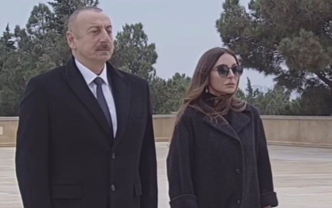 Prezident İlham Əliyev və birinci xanım Mehriban Əliyeva şəhidlərimizin xatirəsini yad ediblər, Elm və Təhsil Nazirliyi, Elm ve Tehsil Nazirliyi, Azərbaycan Respublikası Elm və Təhsil Nazirliyi, Azerbaycan Respublikasi Elm ve Tehsil Nazirliyi, Elm və Ali Təhsil üzrə Dövlət Agentliyi, Elm və Ali Təhsil, AMEA, Azərbaycan Milli Elmlər Akademiyası, Elmler Akademiyasi, İnformasiya Texnologiyaları İnstitutu, İnformasiya Texnologiyaları, AMEA ITI, AMEA İTİ, İTİ, ITI, ikt.az, ict.az, ict, ikt, www.ict.az, www.ikt.az, Rasim Aliguliyev, Rasim Əliquliyev, RM Əliquliyev, Əliquliyev Rasim, Academician Rasim Aliguliyev