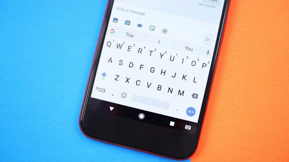 Google wants to disaccustom us to type text on smartphones manually
