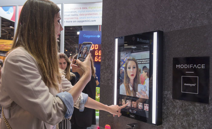 Augmented reality and modern technology help L'Oréal create beauty