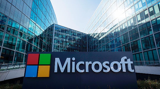 Microsoft will develop technology to help people with disabilities