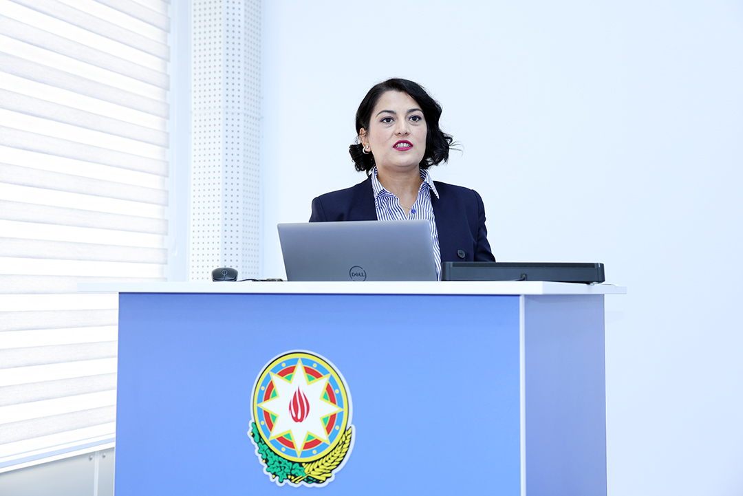 İnformasiya Texnologiyaları İnstitutunda beynəlxalq elmi bazalardan səmərəli istifadə məsələlərinə həsr olunmuş təlim keçirilib,