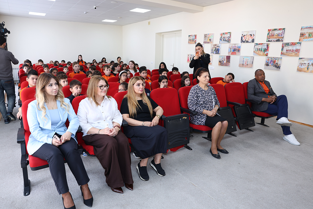 Bakı Beynəlxalq Təhsil Kompleksində süni intellekt və kibertəhlükəsizlik mövzusunda görüş təşkil olunub,