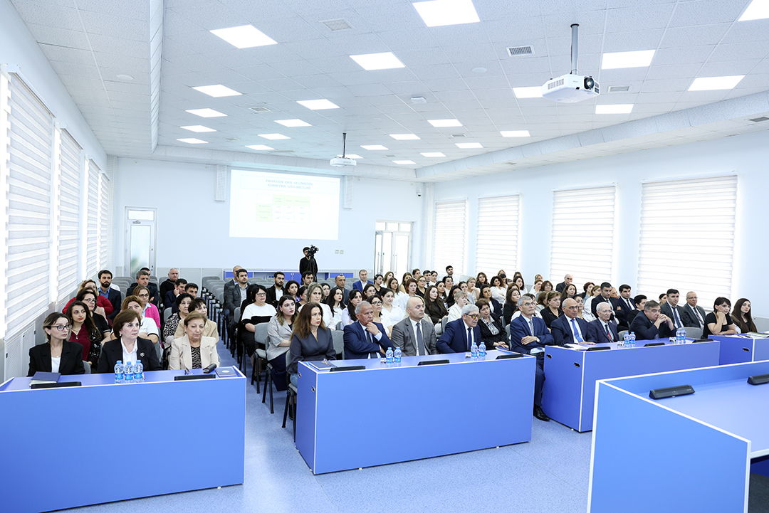 Dünyaşöhrətli alim Erol Qelenbe İnformasiya Texnologiyaları İnstitutunun elmi seminarında məruzə edib,