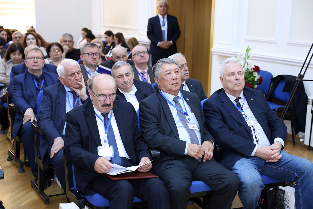 Bakıda Şərq-Qərb Nəqliyyat Dəhlizində Logistika, İdarəetmə və İstismar Problemləri üzrə 5-ci beynəlxalq konfrans keçirilir,