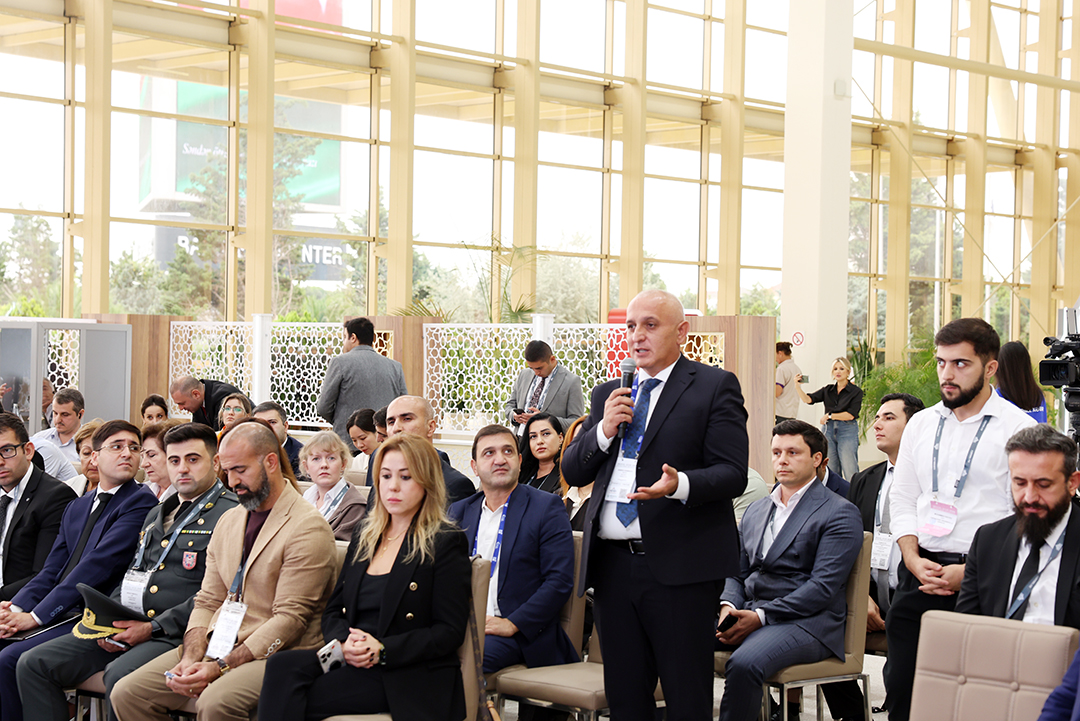 İnformasiya Texnologiyaları İnstitutunun əməkdaşları  “ADEX 2026” Beynəlxalq Müdafiə Sərgisində iştirak ediblər,