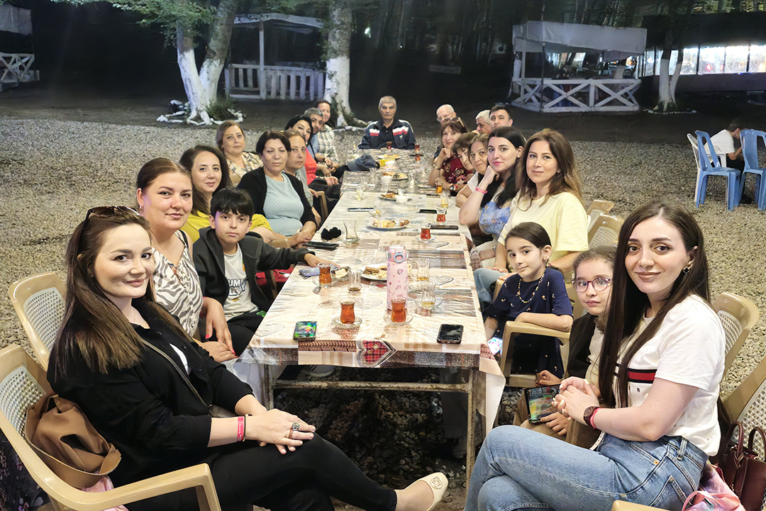 ETN İnformasiya Texnologiyaları İnstitutunun əməkdaşları 6 aylıq hesabatdan sonra istirahət mərkəzinə yollanıblar,