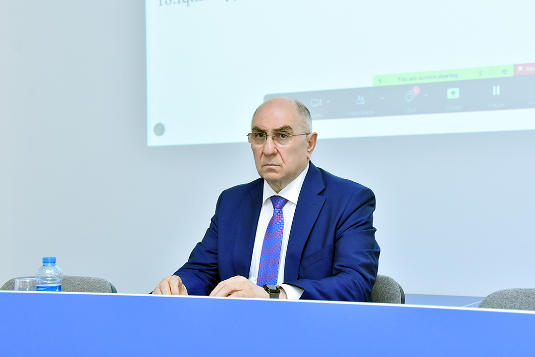 Sənaye 4.0 platforması əsasında iqtisadiyyatın rəqəmsal transformasiyası problemləri tədqiq olunur,