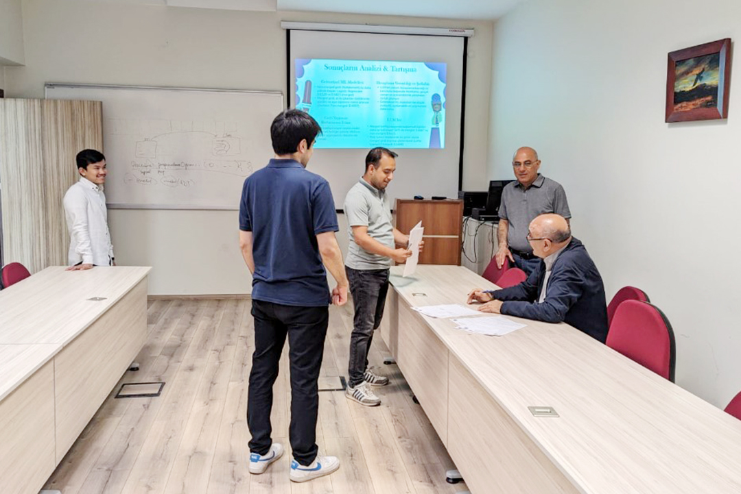 AMEA-nın müxbir üzvü Ramiz Alıquliyev Ankara Universitetində elmi ezamiyyətdə olub,