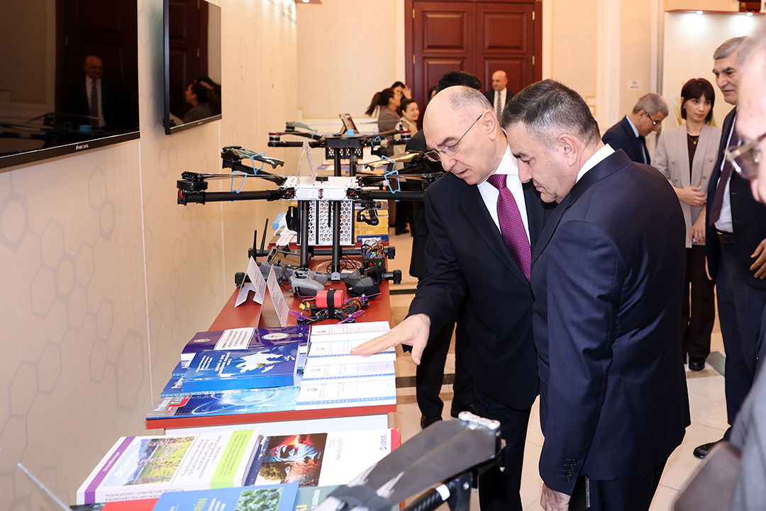 ETN İnformasiya Texnologiyaları İnstitutu elmi nailiyyətlər sərgisində iştirak edib,