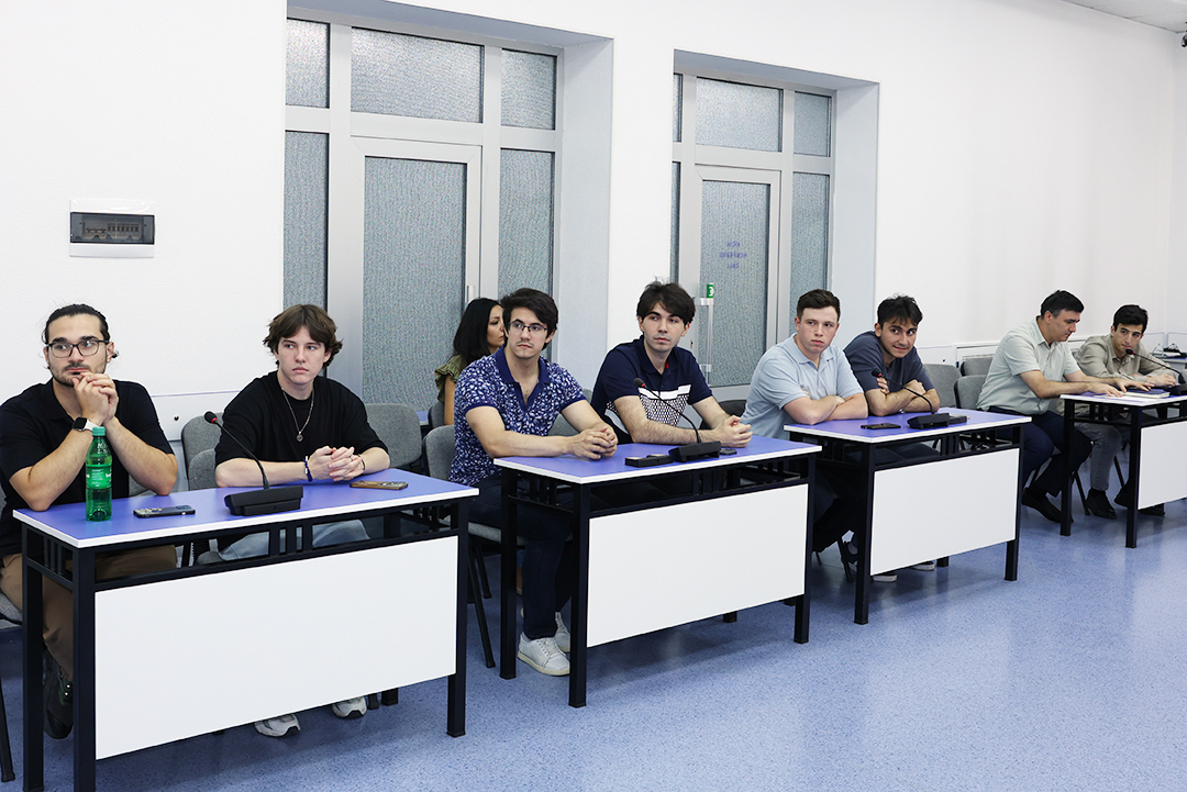 Moskva Dövlət Universitetinin Bakı filialının tələbələri institutda istehsalat təcrübəsi keçəcəklər,