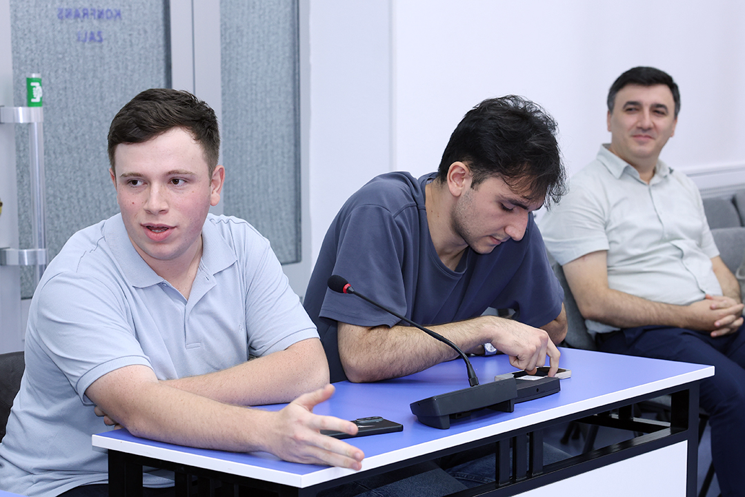 Moskva Dövlət Universitetinin Bakı filialının tələbələri institutda istehsalat təcrübəsi keçəcəklər,