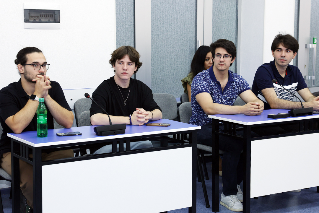 Moskva Dövlət Universitetinin Bakı filialının tələbələri institutda istehsalat təcrübəsi keçəcəklər,