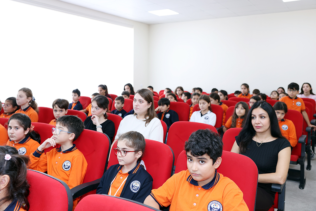 Bakı Beynəlxalq Təhsil Kompleksində süni intellekt və kibertəhlükəsizlik mövzusunda görüş təşkil olunub,