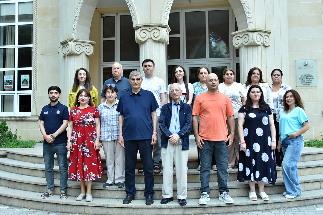 ETN İnformasiya Texnologiyaları İnstitutunun əməkdaşları 6 aylıq hesabatdan sonra istirahət mərkəzinə yollanıblar,