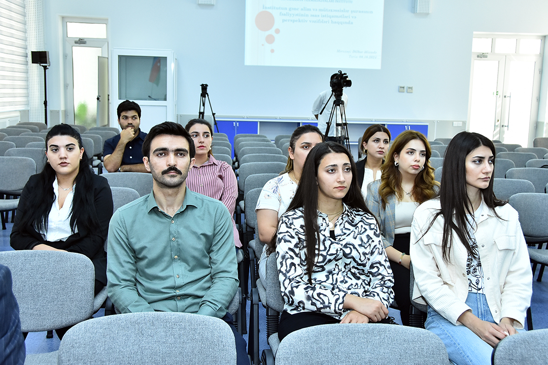 İnformasiya Texnologiyaları İnstitutunun Gənc Alim və Mütəxəssislər Şurasının fəaliyyətinin gücləndirilməsinə dair müzakirələr aparılıb,