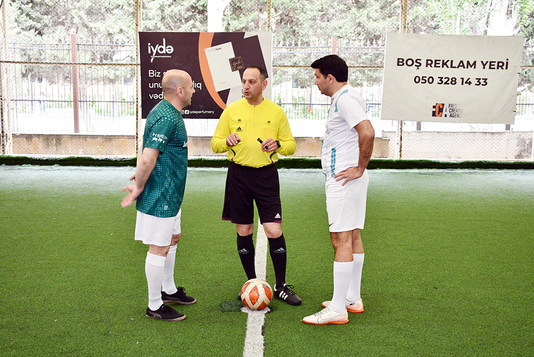İnformasiya Texnologiyaları İnstitutunun komandası institutlararası futbol çempionatında final mərhələsinə vəsiqə qazanıb,