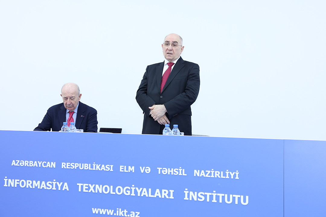 Dünyaşöhrətli alim Erol Qelenbe İnformasiya Texnologiyaları İnstitutunun elmi seminarında məruzə edib,