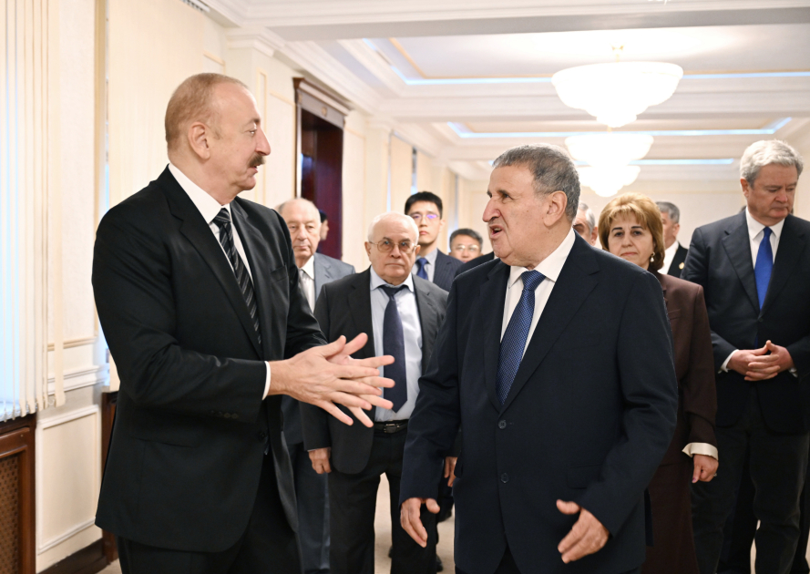 Prezident İlham Əliyev Azərbaycan Milli Elmlər Akademiyasının 80 illik yubiley yığıncağında çıxış edib,