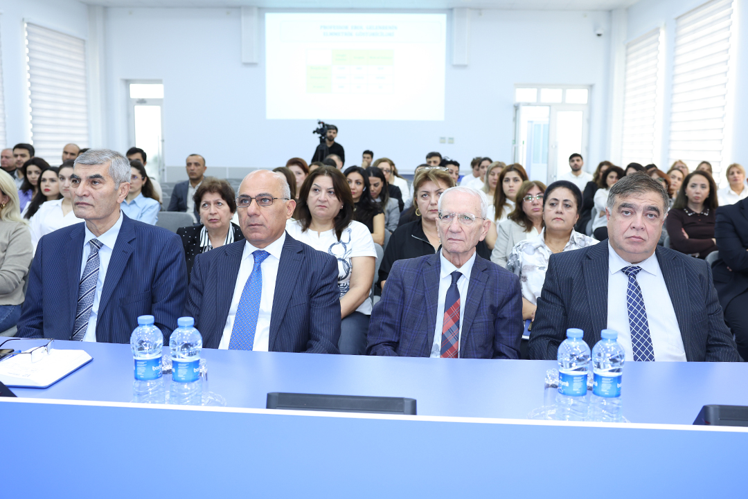 Dünyaşöhrətli alim Erol Qelenbe İnformasiya Texnologiyaları İnstitutunun elmi seminarında məruzə edib,