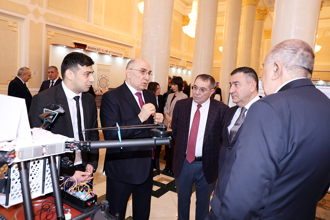 ETN İnformasiya Texnologiyaları İnstitutu elmi nailiyyətlər sərgisində iştirak edib,