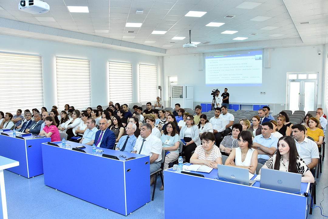 Sənaye 4.0 platforması əsasında iqtisadiyyatın rəqəmsal transformasiyası problemləri tədqiq olunur,