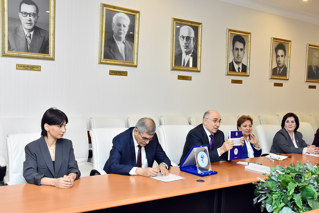 Azərbaycan Tibb Universiteti ilə İnformasiya Texnologiyaları İnstitutu arasında əməkdaşlıq memorandumu imzalanıb,