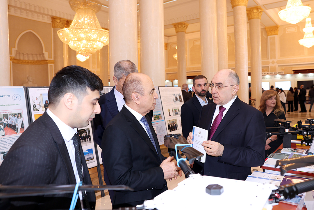 ETN İnformasiya Texnologiyaları İnstitutu elmi nailiyyətlər sərgisində iştirak edib,