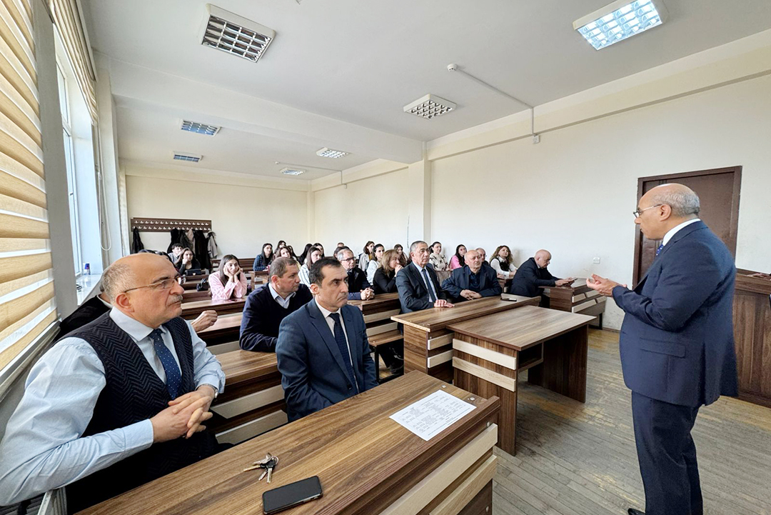 AMEA-nın muxbir üzvü Ramiz Alıquliyev Bakı Dövlət Universitetində ustad dərsi keçib,