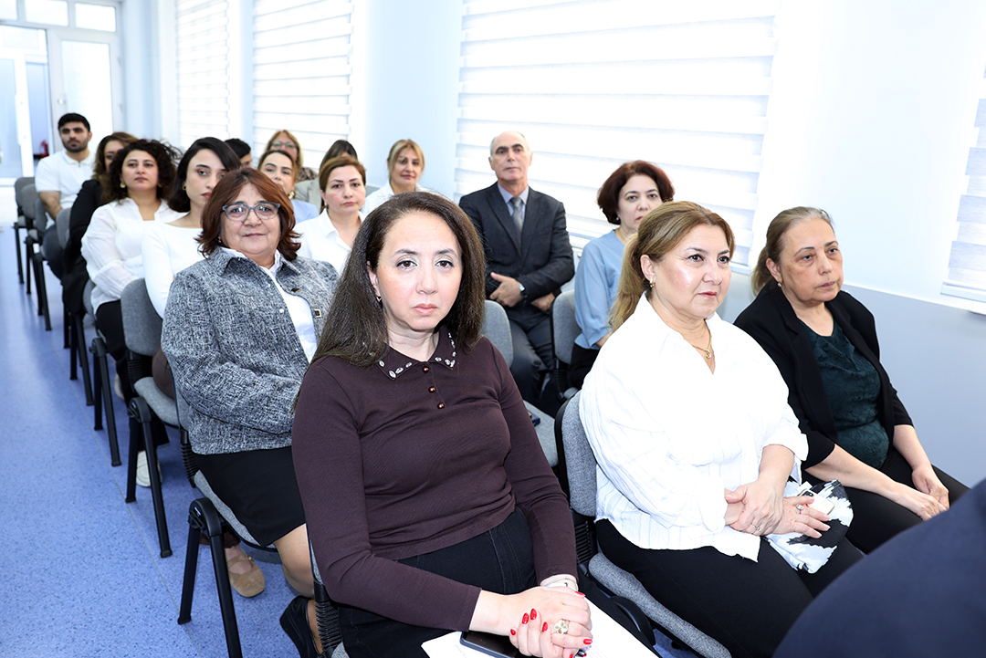 Dünyaşöhrətli alim Erol Qelenbe İnformasiya Texnologiyaları İnstitutunun elmi seminarında məruzə edib,